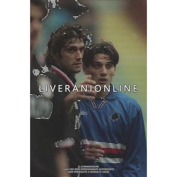 22-12-1996 GENOVA CAMPIONATO DI CALCIO SERIE A SAMPDORIA-VICENZA 2-1 NELLA FOTO FABIO VIVIANI E VINCENZO MONTELLA AG ALDO LIVERANI SAS