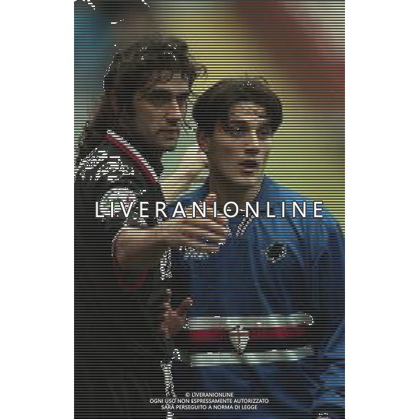 22-12-1996 GENOVA CAMPIONATO DI CALCIO SERIE A SAMPDORIA-VICENZA 2-1 NELLA FOTO FABIO VIVIANI E VINCENZO MONTELLA AG ALDO LIVERANI SAS