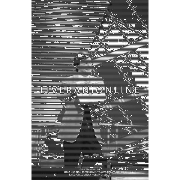 IL GIORNALISTA MASSIMO DE LUCA CONDUCE IL PROGRAMMA SPORTIVO \'L\'APPELLO DEL MARTEDI\' \' TRASMESSO DA ITALIA 1 NEL 1993-1994 AGENZIA ALDO LIVERANI SAS