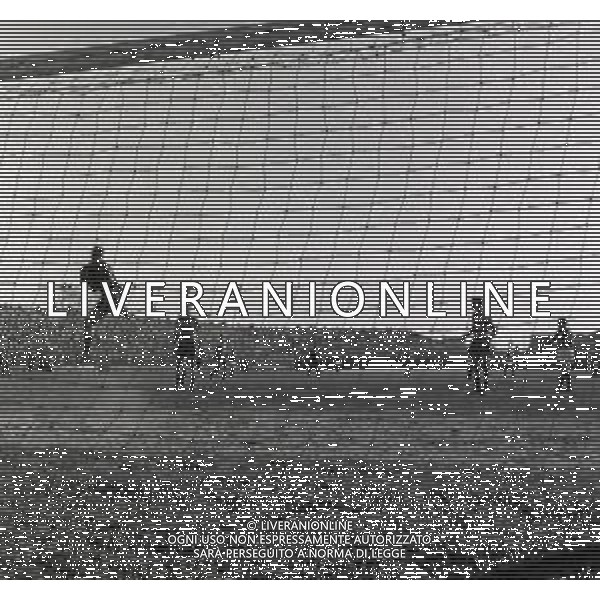 08-05-1955 CAMPIONATO DI CALCIO SERIE A PRO PATRIA UDINESE NELLA FOTO AZIONI DI GIOCO AG ALDO LIVERANI SAS