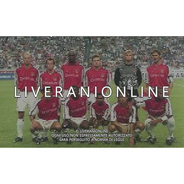 05-08-2000 AMSTERDAM -TORNEO INTERNAZIONALE DI CALCIO AJAX-ARSENAL 2-0 NELLA FOTO FORMAZIONE ARSENAL 2000-2001 AG ALDO LIVERANI SAS