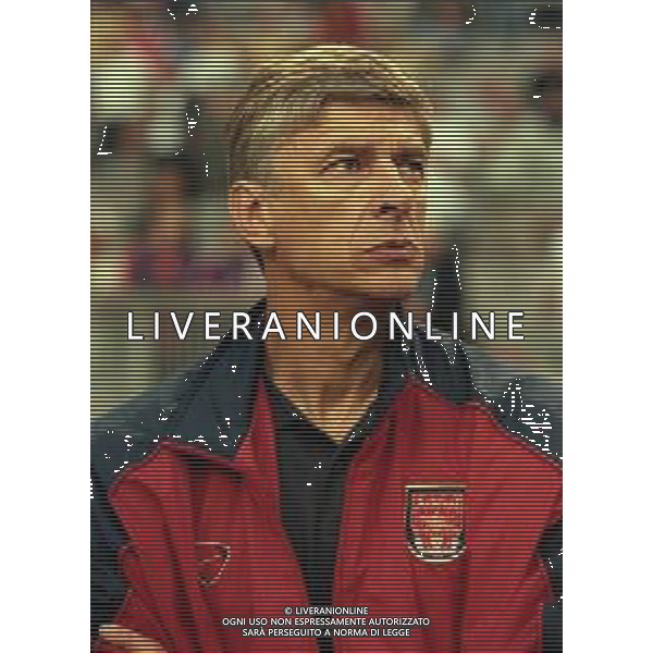 05-08-2000 AMSTERDAM -TORNEO INTERNAZIONALE DI CALCIO AJAX-ARSENAL 2-0 NELLA FOTO ARSENE WENGER ALLENATORE ARSENAL CALCIO AG ALDO LIVERANI SAS