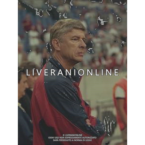 05-08-2000 AMSTERDAM -TORNEO INTERNAZIONALE DI CALCIO AJAX-ARSENAL 2-0 NELLA FOTO ARSENE WENGER ALLENATORE ARSENAL CALCIO AG ALDO LIVERANI SAS