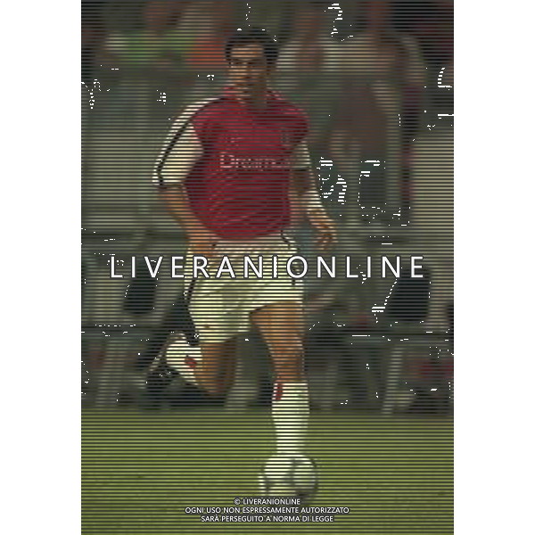 05-08-2000 AMSTERDAM -TORNEO INTERNAZIONALE DI CALCIO AJAX-ARSENAL 2-0 NELLA FOTO ROBERT PIRES AG ALDO LIVERANI SAS