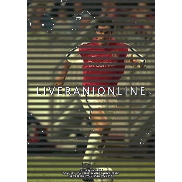 05-08-2000 AMSTERDAM -TORNEO INTERNAZIONALE DI CALCIO AJAX-ARSENAL 2-0 NELLA FOTO ROBERT PIRES AG ALDO LIVERANI SAS
