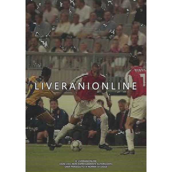 05-08-2000 AMSTERDAM -TORNEO INTERNAZIONALE DI CALCIO AJAX-ARSENAL 2-0 NELLA FOTO THIERRY HENRY AG ALDO LIVERANI SAS