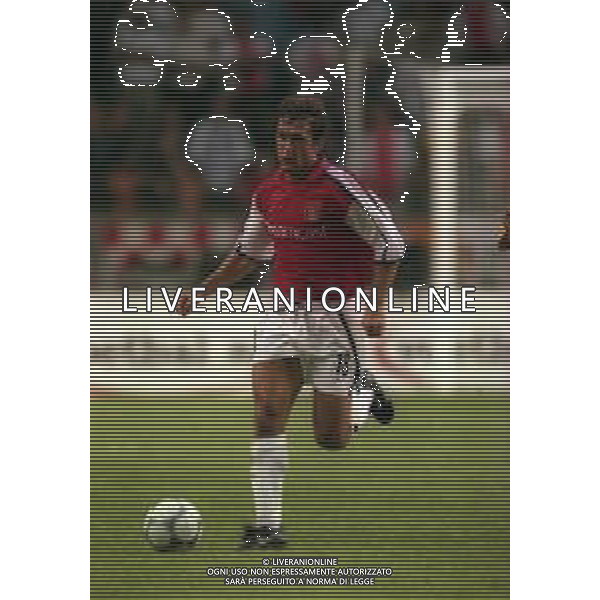 05-08-2000 AMSTERDAM -TORNEO INTERNAZIONALE DI CALCIO AJAX-ARSENAL 2-0 NELLA FOTO GILLES GRIMANDI AG ALDO LIVERANI SAS