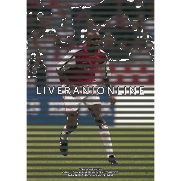 05-08-2000 AMSTERDAM -TORNEO INTERNAZIONALE DI CALCIO AJAX-ARSENAL 2-0 NELLA FOTO PATRICK VIEIRA AG ALDO LIVERANI SAS