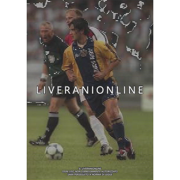 05-08-2000 AMSTERDAM -TORNEO INTERNAZIONALE DI CALCIO AJAX-ARSENAL 2-0 NELLA FOTO CHRISTIAN CHIVU AG ALDO LIVERANI SAS