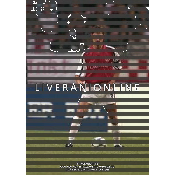 05-08-2000 AMSTERDAM -TORNEO INTERNAZIONALE DI CALCIO AJAX-ARSENAL 2-0 NELLA FOTO TONY ADAMS AG ALDO LIVERANI SAS