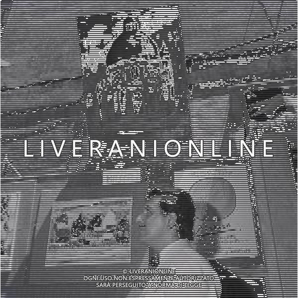 1959 ROMA MOSTRA DI PITTURA IN VIA MARGUTTA FOTO SANDRO VESPASIANI-AG ALDO LIVERANI SAS