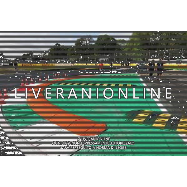 Circuit atmosphere - kerb detail. 08.09.2022. Formula 1 World Championship, Rd 16, Italian Grand Prix, Monza, Italy, Preparation Day. - www.xpbimages.com, EMail: requests@xpbimages.com © Copyright: Bearne / XPB Images/AGENZIA ALDO LIVERANI SAS - ITALY ONLY EDITORIAL USE ONLY