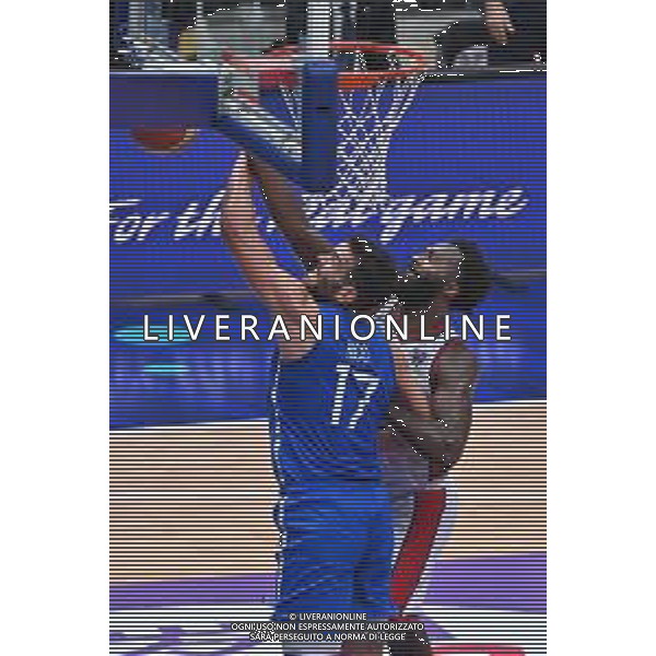 © TVRG Giampaolo Ricci (Italia) e Gabriel Olaseni (Gran Bretagna) Gran Bretagna vs Italia Assago (MI) 08-09-2022 Forum di Assago FIBA EuroBasket 2022 Milano - gameday 5 foto Roberto Garavaglia/ag. Aldo Liverani sas/AGENZIA ALDO LIVERANI SAS