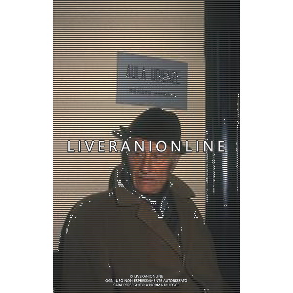 RETROSPETTIVA INDRO MONTANELLI GIORNALISTA E SCRITTORE NELLA FOTO INDRO MONTANELLI AL TRIBUNALE DI MONZA IMPUTATO PER AVER DIFFAMATO IL PRESIDENTE DEL CONSIGLIO CIRIACO DE MITA UDIENZA DEL GIORNO 20-01-1989 AG ALDO LIVERANI SAS 