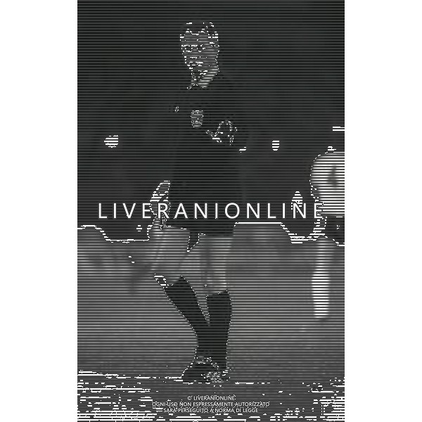 09-04-1986 PISA SEMIFINALE DI ANDATA QUALIFICAZIONI EUROPEI ITALIA UNDER 21-INGHILTERRA 2-0 NELLA FOTO ARBITRO DIETER PAULY AG ALDO LIVERANI SAS