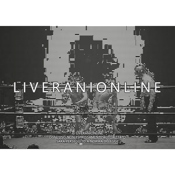 17-02-1974 INCONTRO DI BOXE BRUNO ARCARI-ANTONIO ORTIZ NELLA FOTO L\'INCONTRO DI BOXE TRA BRUNO ARCARI E ANTONIO ORTIZ AG ALDO LIVERANI SAS