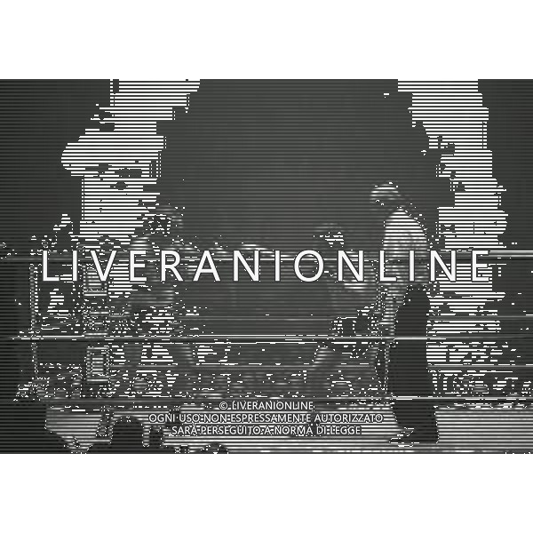 17-02-1974 INCONTRO DI BOXE BRUNO ARCARI-ANTONIO ORTIZ NELLA FOTO L\'INCONTRO DI BOXE TRA BRUNO ARCARI E ANTONIO ORTIZ AG ALDO LIVERANI SAS