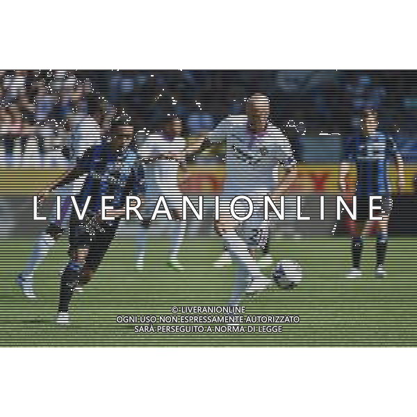 © TVRG Vlad Chiriches (Cremonese) e sulla SX Luis Muriel (Atalanta) Atalanta vs Cremonese Bergamo 11-09-2022 Gewiss Stadium - Stadio Atleti Azzurri d\'Italia Campionato Serie A TIM - 6a giornata foto Roberto Garavaglia/ag. Aldo Liverani sas/AGENZIA ALDO LIVERANI SAS