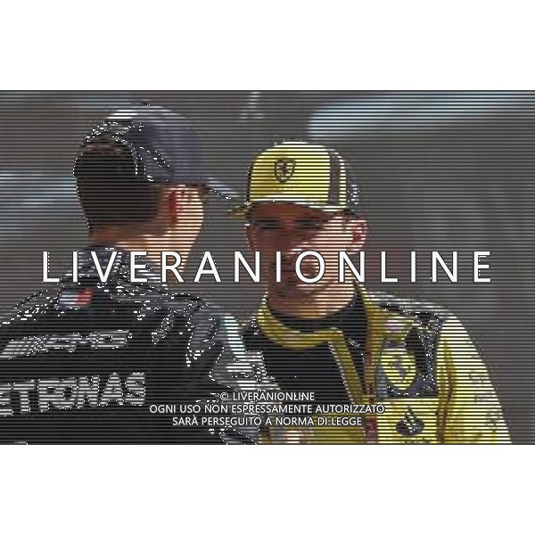 George Russell (GBR), Mercedes AMG F1 and Charles Leclerc (FRA), Scuderia Ferrari 11.09.2022. Formula 1 World Championship, Rd 16, Italian Grand Prix, Monza, Italy, Race Day. - www.xpbimages.com, EMail: requests@xpbimages.com ¬© Copyright: Charniaux / XPB Images/AGENZIA ALDO LIVERANI SAS - ITALY ONLY EDITORIAL USE ONLY