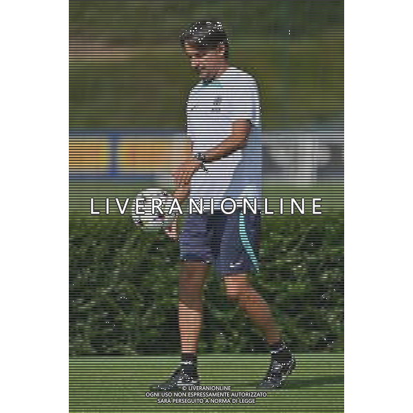 © TVRG Allenamento Inter nella foto Simone Inzaghi allenatore Inter Appiano Gentile (CO) 12-09-2022 Centro sportivo Suning in memoria di Angelo Moratti Allenamento Inter in preparazione della gara contro il Viktoria Plzen valevole per la 2a giornata del gruppo C della fase a gironi della UEFA Champions League foto Roberto Garavaglia/ag. Aldo Liverani sas