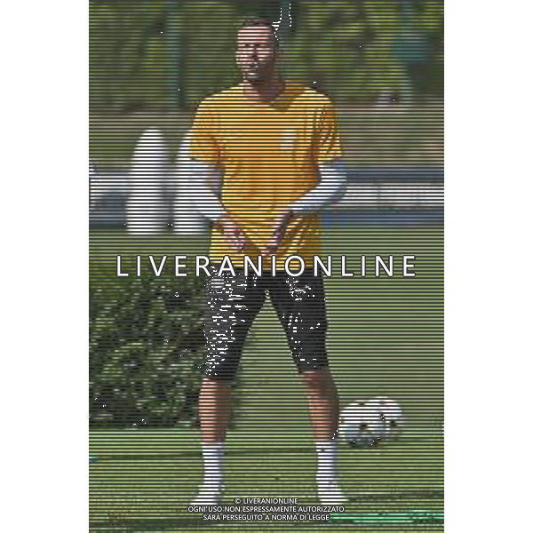 © TVRG Allenamento Inter nella foto Samir Handanovic (Inter) Appiano Gentile (CO) 12-09-2022 Centro sportivo Suning in memoria di Angelo Moratti Allenamento Inter in preparazione della gara contro il Viktoria Plzen valevole per la 2a giornata del gruppo C della fase a gironi della UEFA Champions League foto Roberto Garavaglia/ag. Aldo Liverani sas