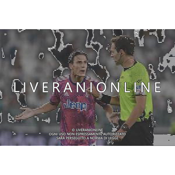 Torino 11.09.2022 Allianz Stadium © Manuela Viganti/Agenzia Aldo Liverani Juventus vs Salernitana Campionato Calcio Serie A TIM 2022/2023 6a giornata Nella foto: nicolo\' fagioli protesta con l\'arbitro matteo marcenaro /AGENZIA ALDO LIVERANI SAS