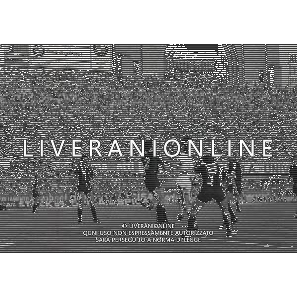 28-09-1980 BOLOGNA CAMPIONATO DI CALCIO SERIE A BOLOGNA-ROMA 1-1 NELLA FOTO AZIONE DI GIOCO AG ALDO LIVERANI SAS