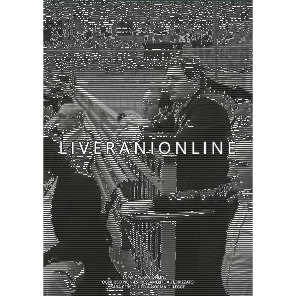 05-04-1981 BOLOGNA-CAMPIONATO DI CALCIO SERIE A BOLOGNA-INTER 2-1 NELLA FOTO LUIGI RADICE ALLENATORE BOLOGNA CALCIO AG ALDO LIVERANI SAS