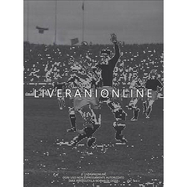 19-11-1950 ROMA CAMPIONATO DI CALCIO SERIE A ROMA-NAPOLI NELLA FOTO AZIONI DI GIOCO FOTO SANDRO VESPASIANI-AG ALDO LIVERANI SAS