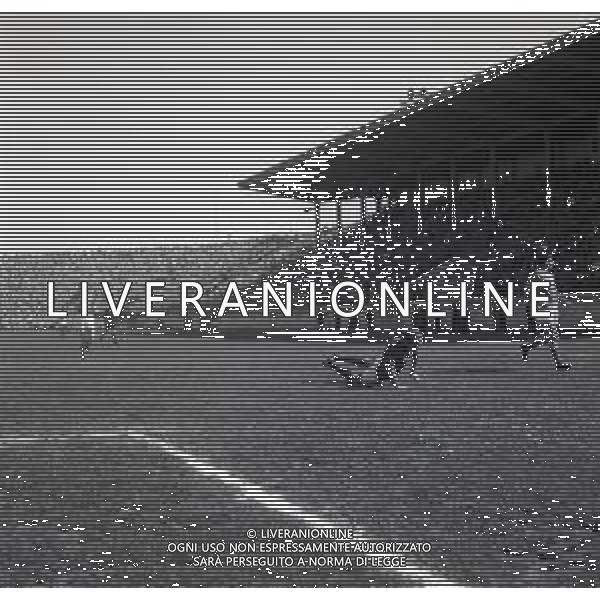 20-10-1950 ROMA-CAMPIONATO DI CALCIO SERIE A ROMA-NOVARA 0-0 NELLA FOTO AZIONI DI GIOCO AG ALDO LIVERANI SAS