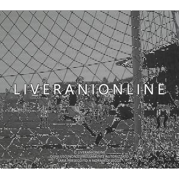 20-10-1950 ROMA-CAMPIONATO DI CALCIO SERIE A ROMA-NOVARA 0-0 NELLA FOTO AZIONI DI GIOCO AG ALDO LIVERANI SAS