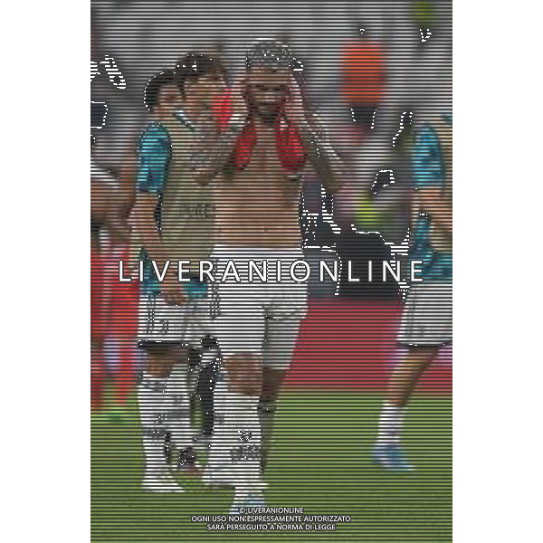 Torino 14.09.2022 Stadio Allianz Stadium © Manuela Viganti/Agenzia Aldo Liverani Juventus vs Benfica Champions League 2022/2023 Gruppo H Giornata 2 di 6 Nella foto: leandro paredes si tappa le orecchie per non sentire i fischi dei tifosi /AGENZIA ALDO LIVERANI SAS