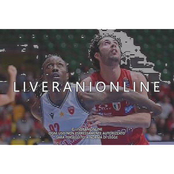© TVRG Jaron Johnson (Pallacanestro Varese) e Davide Alviti (Olimpia Milano) EA7 Emporio Armani Milano vs Openjobmetis Varese Desio (MB) 15-09-2022 PalaDesio Lombardia Cup - amichevole precampionato foto Roberto Garavaglia/ag. Aldo Liverani sas/AGENZIA ALDO LIVERANI SAS