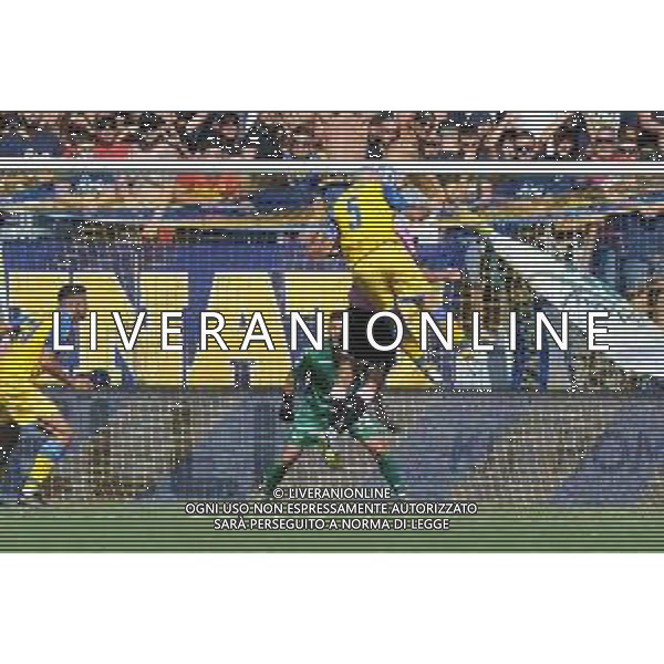 Frosinone vs Palermo Campionato di Serie B - 6 Giornata Stadio B. Stirpe - Frosinone 17-09-2022 nella foto Lucioni tenta il gol di testa ©Federico Gaetano/AGENZIA ALDO LIVERANI SAS