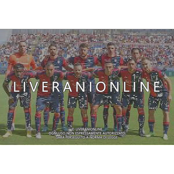17-9-2022. Cagliari Calcio-S.S.C. Bari. 6° giornata serie BKT 2022/2023, stadio Unipol Domus Cagliari. Foto salvatore Moi/Aldo Liverani s.a.s. Nella foto: Cagliari calcio 2022/2023 prima di Cagliari Bari - formazione schierata cagliari ©MOI/AGENZIA ALDO LIVERANI SAS