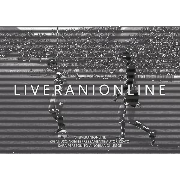 08-04-1984 COMO CAMPIONATO DI CALCIO SERIE B COMO-CATANZARO 1-2 NELLA FOTO GIOVANNI CERVONE E GIORGIO BOSCOLO AG ALDO LIVERANI SAS 