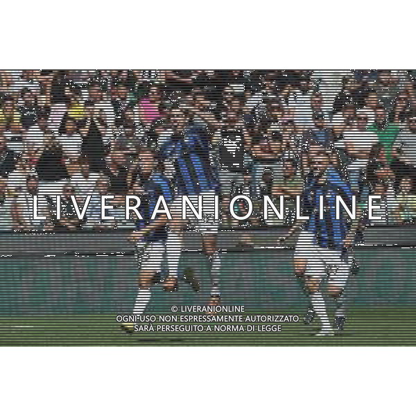 UDINESE - INTER CAMPIONATO CALCIO SERIE A TIM18.09.2022 NELLA FOTO ESULTANZA DOPO IL GOL DI NICOL\' BARELLA CON ALESSANDRO BASTONI ©P.G./AGENZIA ALDO LIVERANI SAS