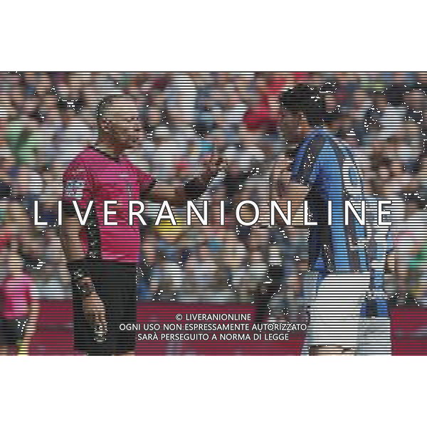 UDINESE - INTER CAMPIONATO CALCIO SERIE A TIM18.09.2022 NELLA FOTO ARBITRO PAOLO VALERI CON ALESSANDRO BASTONI ©P.G./AGENZIA ALDO LIVERANI SAS