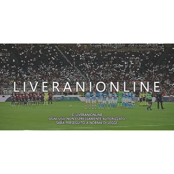 minuto di silenzio per le vittime dell\'alluvione nelle marche Milan vs Napoli Milano 18-09-2022 Stadio Giuseppe Meazza - San Siro Campionato Serie A TIM - 6a giornata foto Roberto Garavaglia/ag. Aldo Liverani sas/AGENZIA ALDO LIVERANI SAS