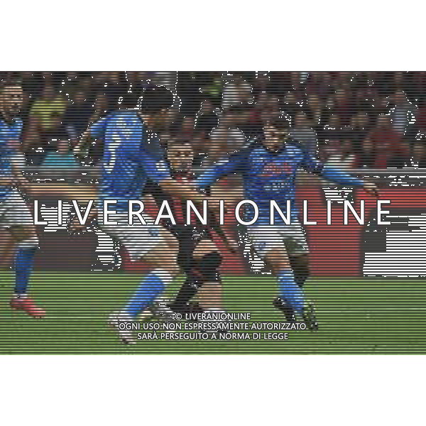 Rade Krunic (Milan) chiuso da Kim Min-Jae (Napoli) e Giovanni Di Lorenzo (Napoli) Milan vs Napoli Milano 18-09-2022 Stadio Giuseppe Meazza - San Siro Campionato Serie A TIM - 6a giornata foto Roberto Garavaglia/ag. Aldo Liverani sas/AGENZIA ALDO LIVERANI SAS