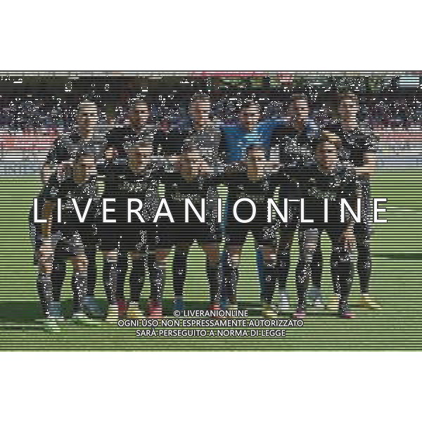 la formazione della Juventus, da SX Leandro Paredes, Gleison Bremer, Federico Gatti, Mattia Perin, Danilo Luiz Da Silva e Dusan Vlahovic; in basso da SX Angel Fabian Di Maria, Filip Kostic, Mattia De Sciglio, Fabio Miretti e Weston McKennie Monza vs Juventus Monza 18-09-2022 U-Power Stadium Campionato Serie A TIM - 6a giornata foto Roberto Garavaglia/ag. Aldo Liverani sas