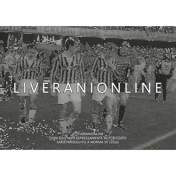12-02-1989 VERONA CAMPIONATO DI CALCIO SERIE A VERONA-JUVENTUS 2-0 NELLA FOTO LUIGI DE AGOSTINI-RENATO BUSO-MICHAEL LAUDRUP E STEFANO TACCONI AG ALDO LIVERANI SAS