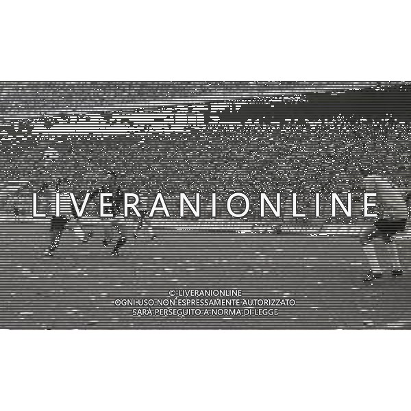 02-11-1980 MILANO CAMPIONATO DI CALCIO SERIE B MILAN-PALERMO 0-0 NELLA FOTO AZIONE DI GIOCO AG ALDO LIVERANI SAS
