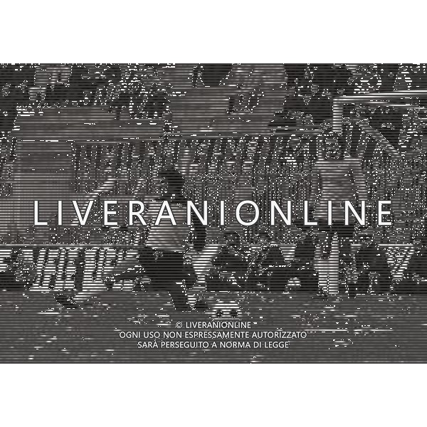02-11-1980 MILANO CAMPIONATO DI CALCIO SERIE B MILAN-PALERMO 0-0 NELLA FOTO AZIONE DI GIOCO AG ALDO LIVERANI SAS