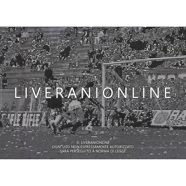 02-11-1980 MILANO CAMPIONATO DI CALCIO SERIE B MILAN-PALERMO 0-0 NELLA FOTO AZIONE DI GIOCO AG ALDO LIVERANI SAS