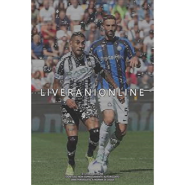 UDINE 18-09-22 FOT AG. ALDO LIVERANI / GARBUIO UDINESE VS INTER NELLA FOTO: PEREYRA ROBERTO MAXIMILIANO E ROBERTO GAGLIARDINI UDINESE - INTER CAMPIONATO CALCIO SERIE A TIM 18.09.2022 ©P.G.AGENZIA ALDO LIVERANI SAS