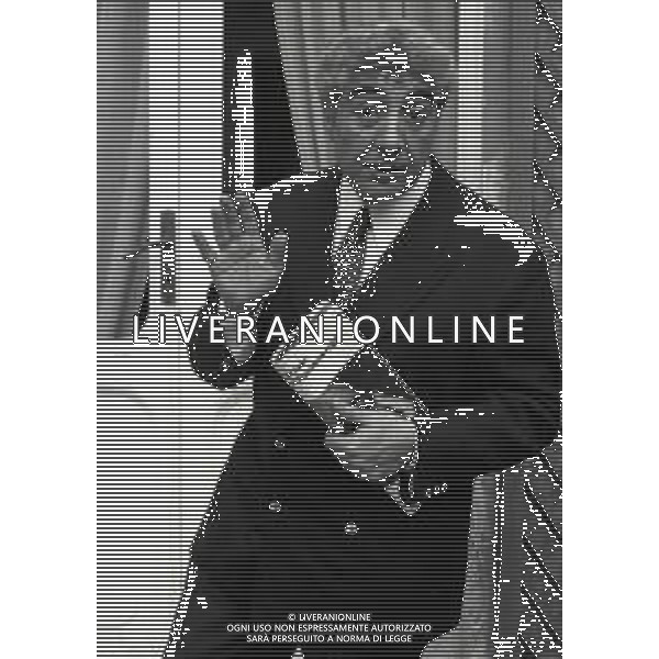 RETROSPETTIVA GINO BRAMIERI ATTORE COMICO CANTANTE NELLA FOTO GINO BRAMIERI A ROMA NELL\'ANNO 1968  AG ALDO LIVERANI SAS  