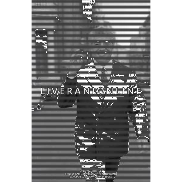 RETROSPETTIVA GINO BRAMIERI ATTORE COMICO CANTANTE NELLA FOTO GINO BRAMIERI A ROMA NELL\'ANNO 1968  AG ALDO LIVERANI SAS  
