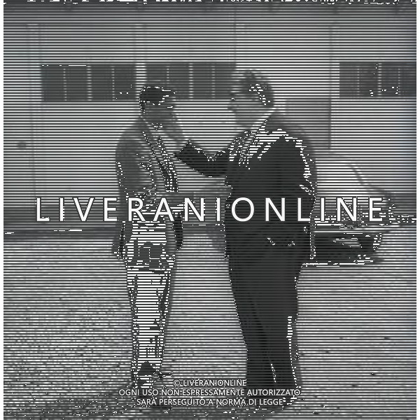 RETROSPETTIVA GINO BRAMIERI ATTORE COMICO CANTANTE NELLA FOTO GINO BRAMIERI CON JAIR IL GIORNO 24-04-1963 AG ALDO LIVERANI SAS  