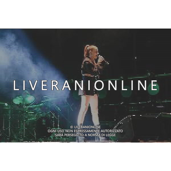 Verona, Italy. 07th September 2022. The italian singer Annalisa Scarrone as know with Annalisa pseudonym sings on stage during her live performs in Teatro Romano in Verona, for her first date of Nuda10 Club tour 2022. ©Roberto Tommasini / Agenzia Aldo Liverani